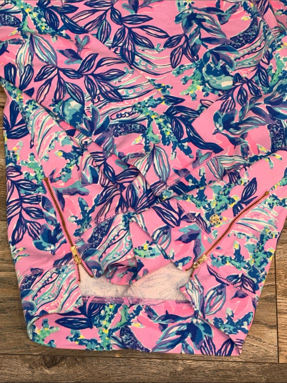 Lilly Pulitzer Sweatshirt - Picture 3 of 5